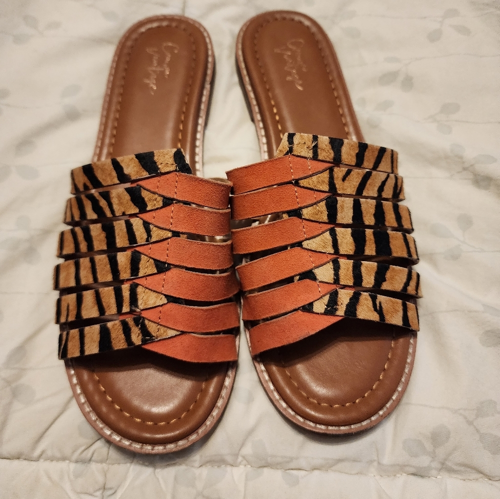 Sandles